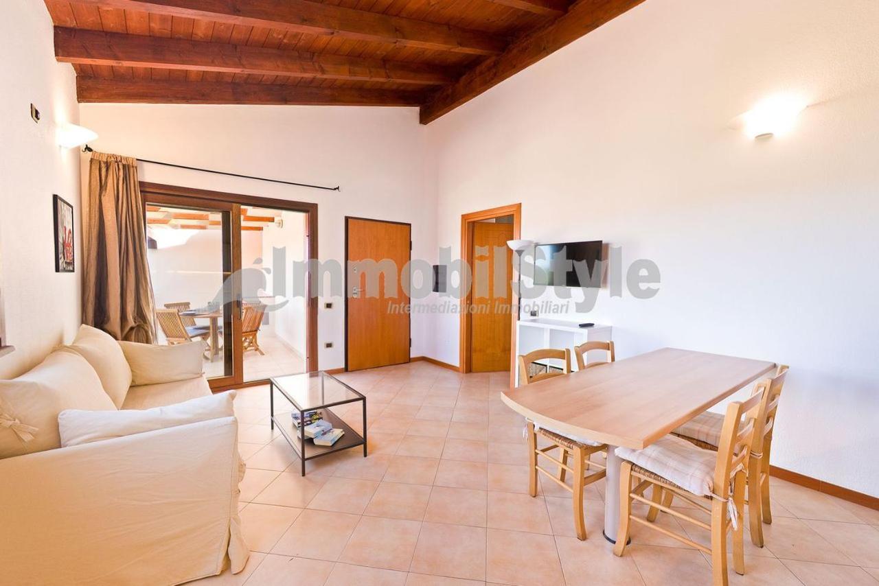 I Mirti Di Porto Pozzo Apartment Exterior foto